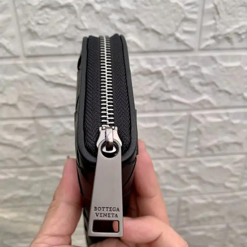 bo*te*ga Ve*ne*ta bag 20ya11045