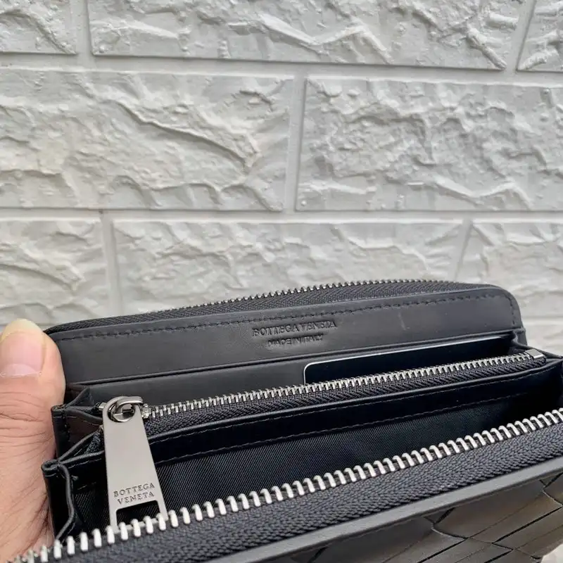 bo*te*ga Ve*ne*ta bag 20ya11045