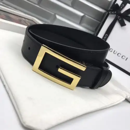 G*u*i s belts 19bl0096