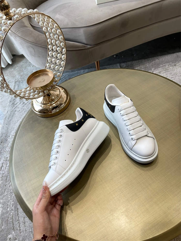 ale*d*r M*Q*en oversized bright 2567