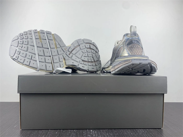 Ba*len*cia*ga -phantom sneaker w3xl4- comfortable 4403