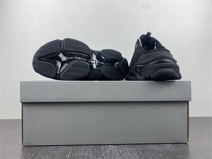 highquality Ba*len*cia*ga triple s 755686 w3sm2 4375