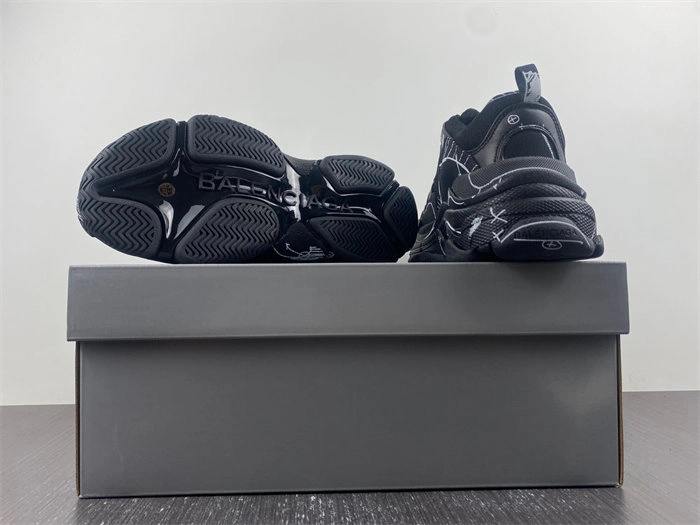 welldesigned Ba*len*cia*ga  536737 w2fw6 4377