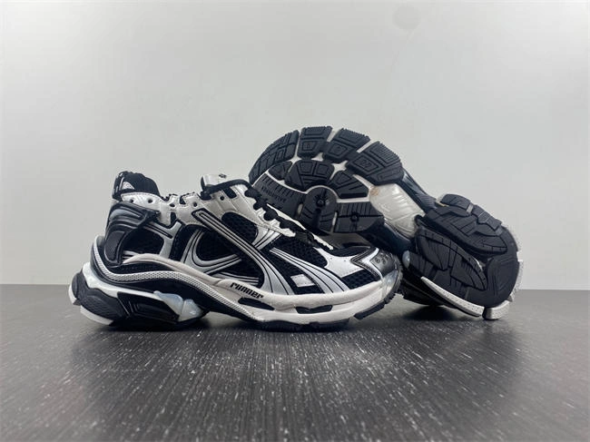 urbanchic Ba*len*cia*ga  772774-w3rny- 4322