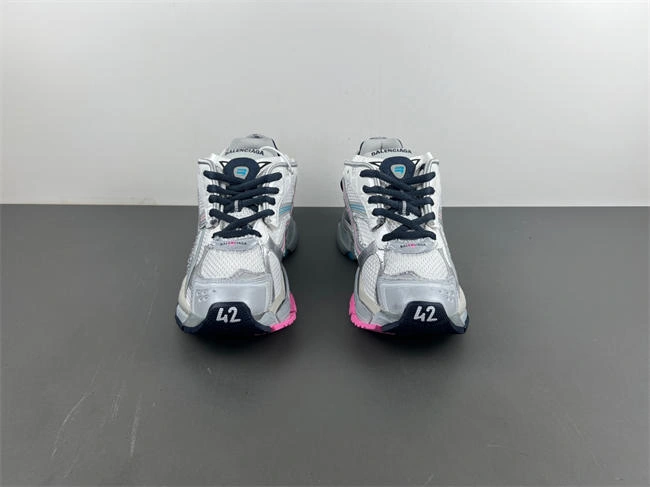 reliable Ba*len*cia*ga  772774-w3rny- 4302