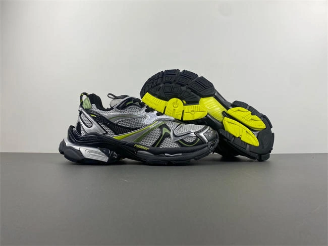 Ba*len*cia*ga  779066-w3rbxp- travelready 4300