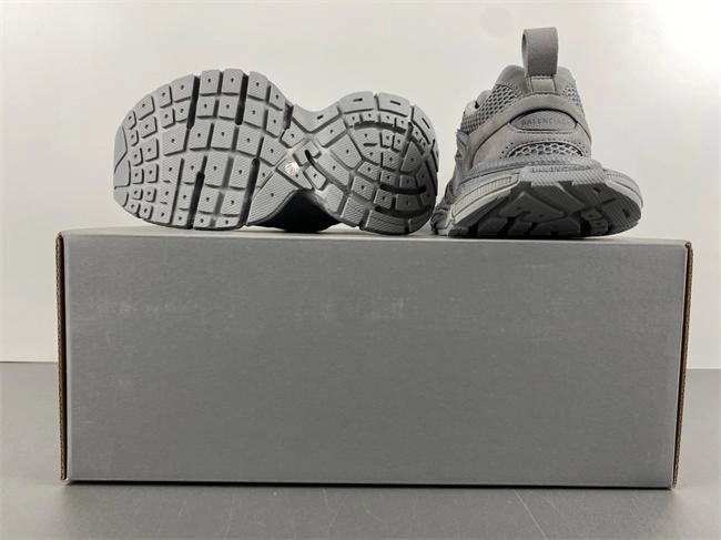 colorful Ba*len*cia*ga 3xl 230  759693 w3xlh 4343