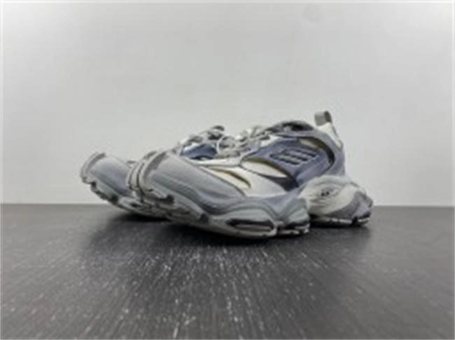 Ba*len*cia*ga 784341 w2mv9 sunprotective 4354