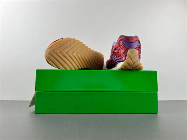 bo*te*ga Ve*ne*ta orbit surf  741357 v2x40 toppick 2607