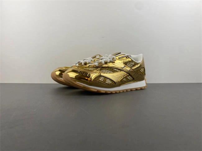 bo*te*ga Ve*ne*ta orbit cozy 2600