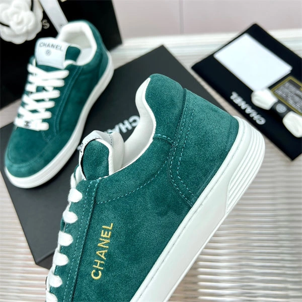 minimalist Ch*el 2158