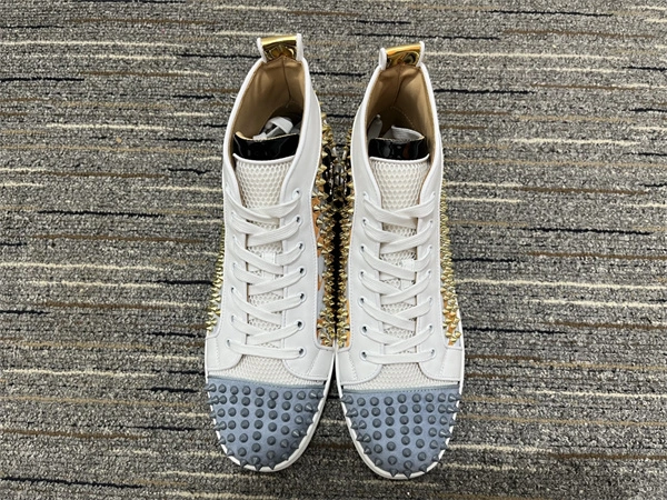 Ch**an louboutin compact 2673