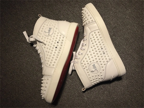 sunprotective Ch**an louboutin 2674