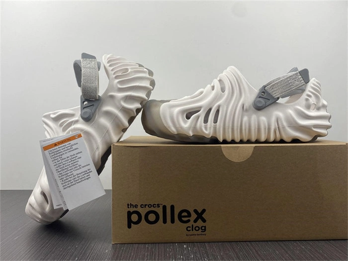 compact Cr*0*s pollex clog by salehe bembury stratus 207397-1cn 5603