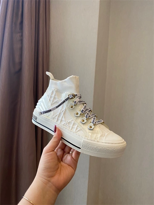 Effortless DR Sneaker 1069