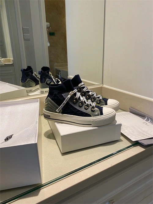 SmoothTexture DR Sneaker 1077