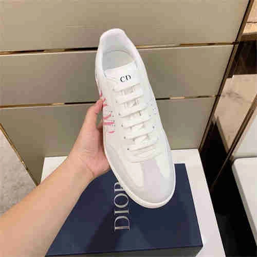 DR Sneaker WellDesigned 1135