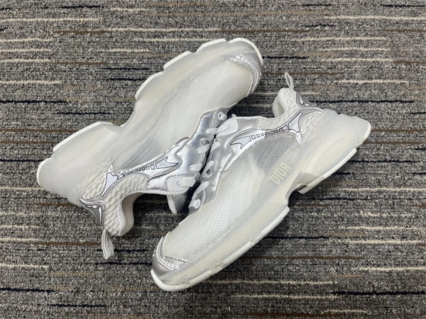 functional D*or sneaker 1263