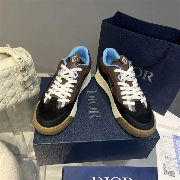 Dr x Travis Scott Sneaker Snug 1428