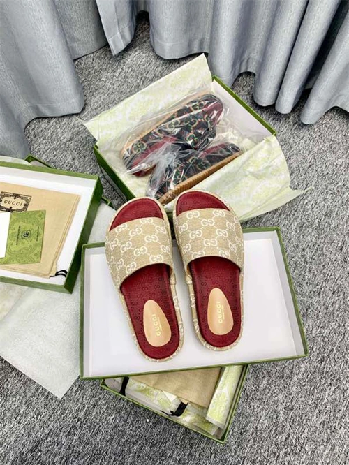 Gocci Slipper Versatile 5766