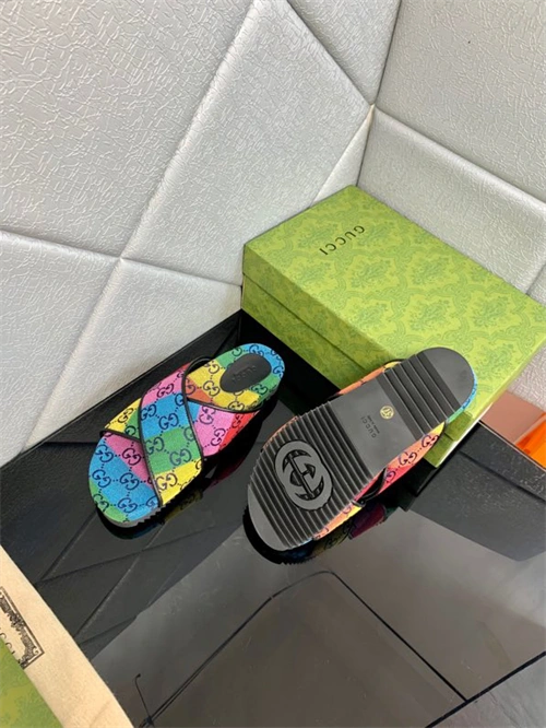 EasyMatch Gocci Slipper 5750