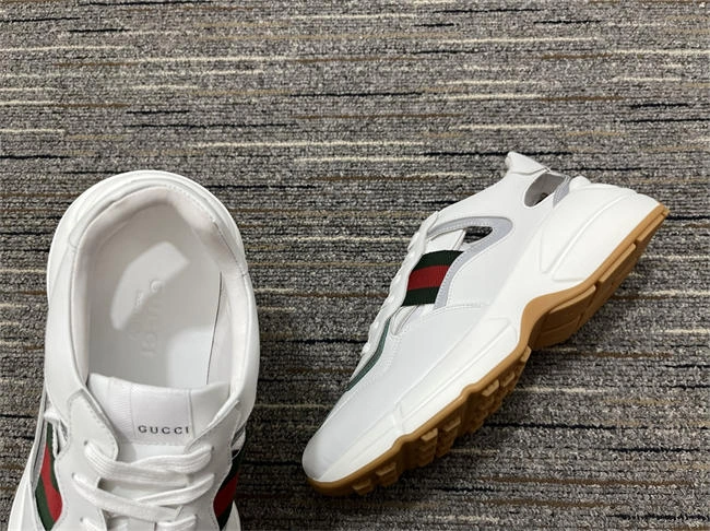 toppick G*u*i rhyton sneaker 229