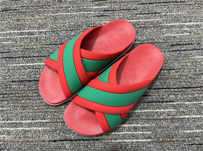 trendy G*u*i slide 414