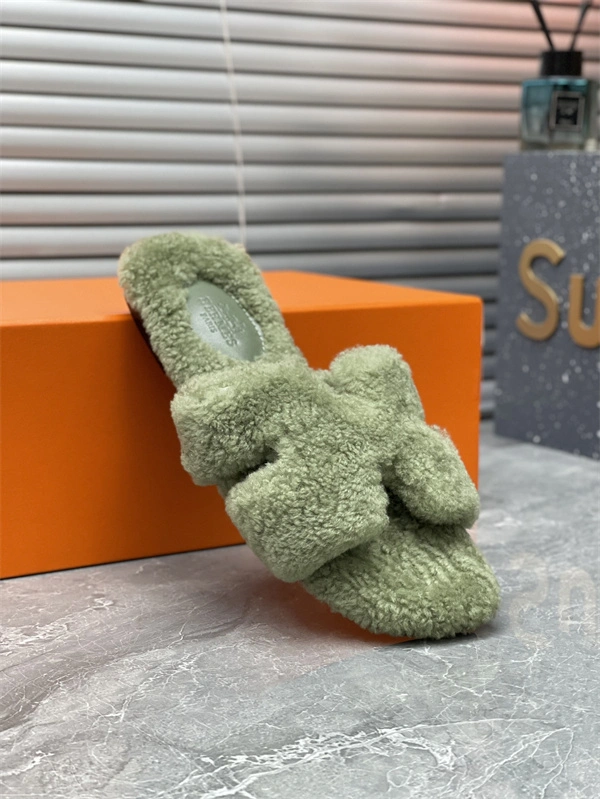 H Slipper Bright 2313