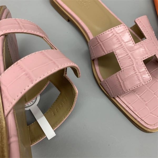 H Slipper Refined 2328