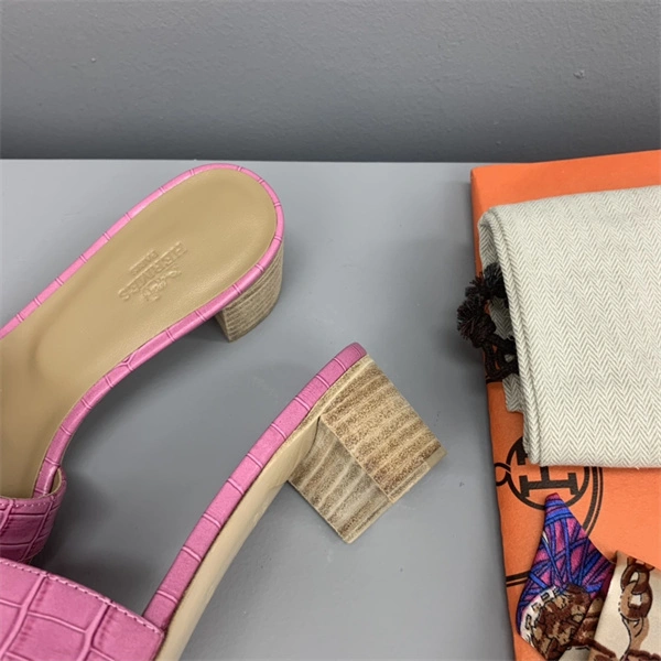 H Slipper Unisex 2365