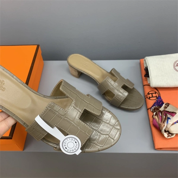 Timeless H Slipper 2385