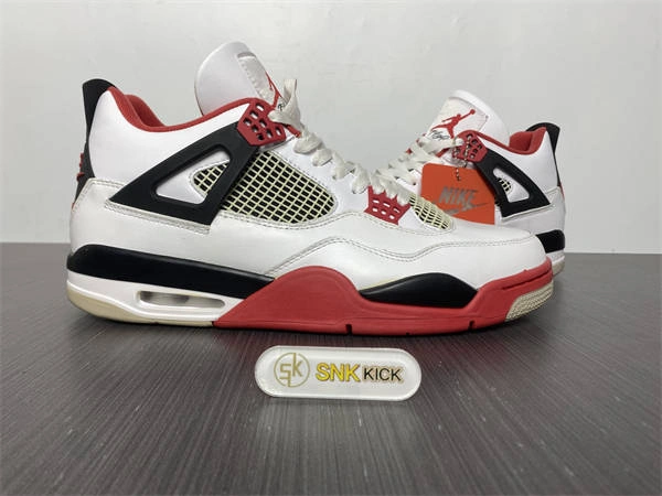 WeatherProof Jordan 4 Retro FIRE RED DC7770- 3871