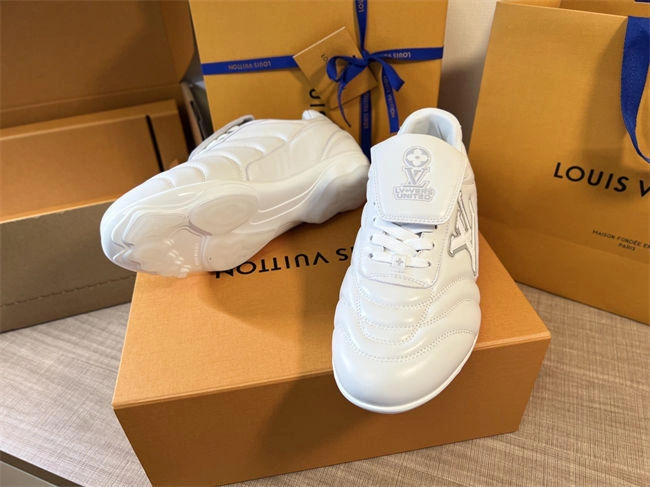 l0*is V*t0n wrinklefree 1668