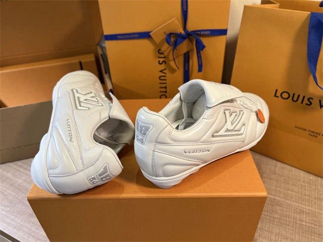 l0*is V*t0n wrinklefree 1668