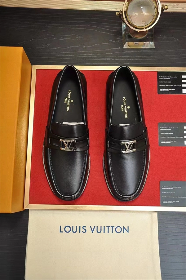 SmartChoice Lv Loafer 1933