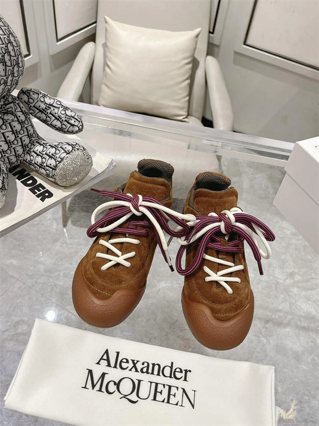 M*Q*en sneaker original 2485