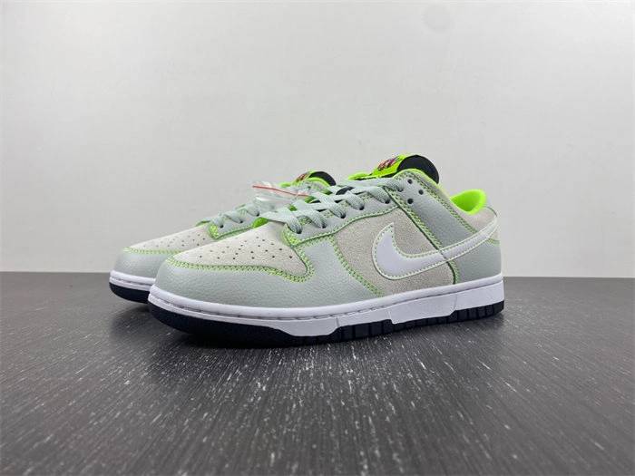 DailyWear Nike Dunk Low University of Oregon PE FQ7260- 4584