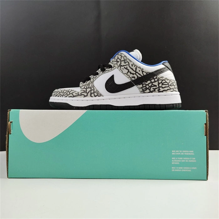 S*pportive nike sb dunk low cu1727- 4922