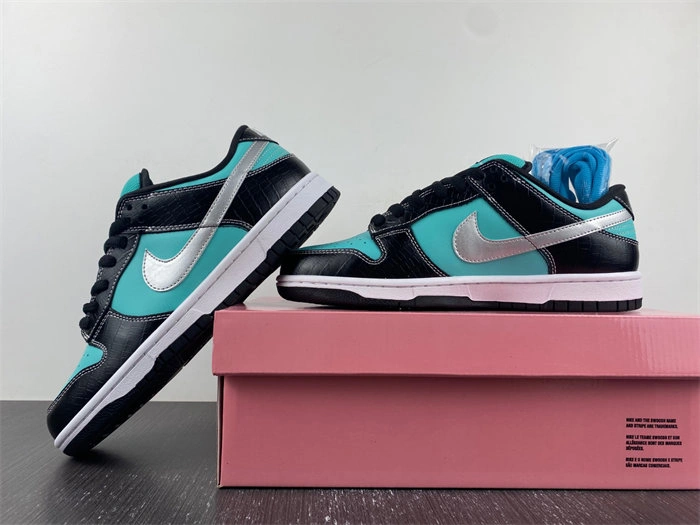 nike sb dunk low di*m*nd S*pply co. aqua blue 304292- S*pportive 4650