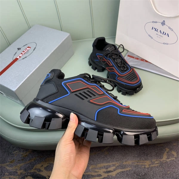 welldesigned Pra*a 3220