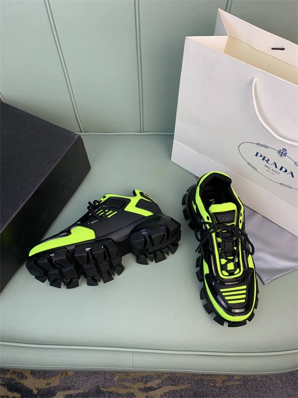 Pra*a sophisticated 3234