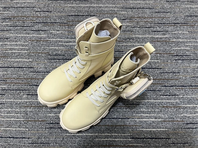 timeless Pra*a boot 3242