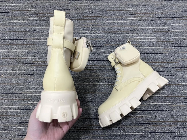 timeless Pra*a boot 3242