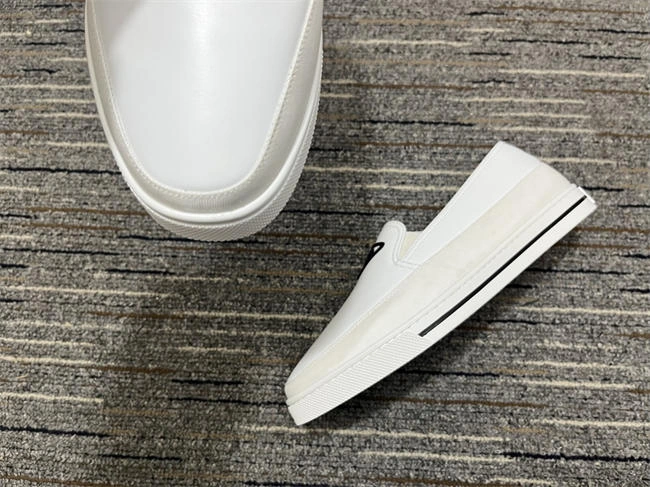 Pra*a leather sneaker comfortable 3316