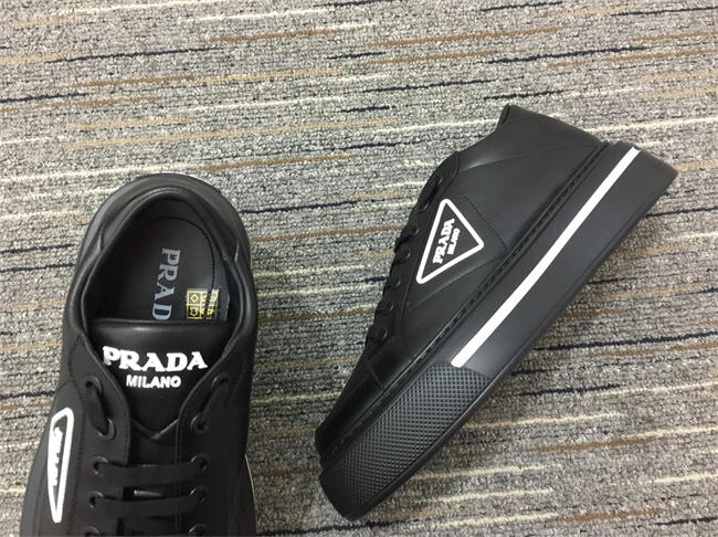 Pra*a leather sneaker smoothtexture 3320