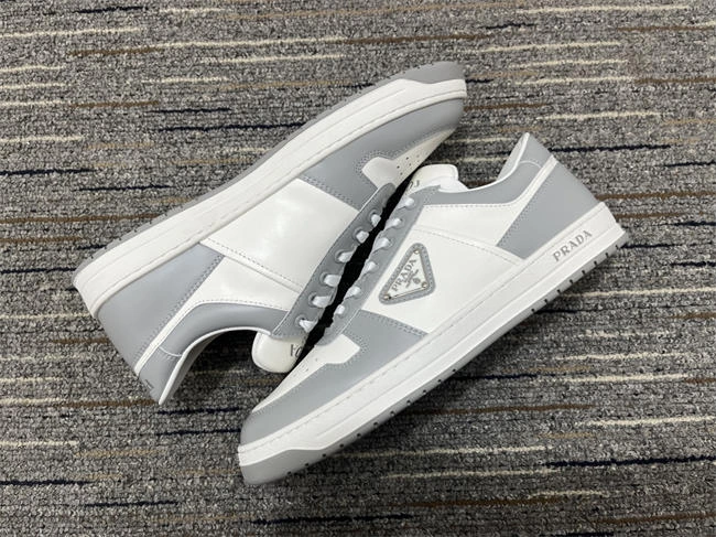 sophisticated Pra*a leather sneaker 3313