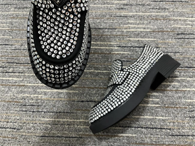 neat Pra*a loafer women 3341