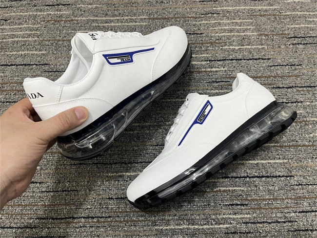 seasonal Pra*a sneaker 3390