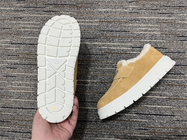 relaxedfit Pra*a sneaker women 3391