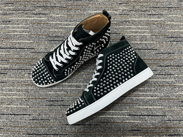 Ch**an louboutin modernlook 2667